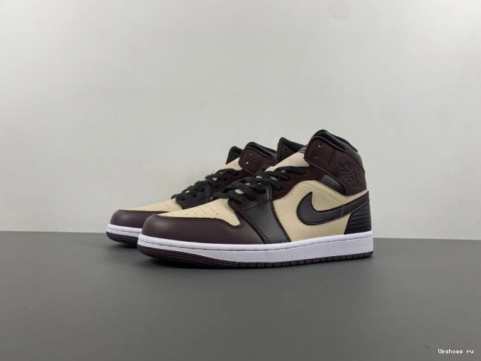 FZ4359-200 Jordan Mid 1   YMCA Paris SE 1202